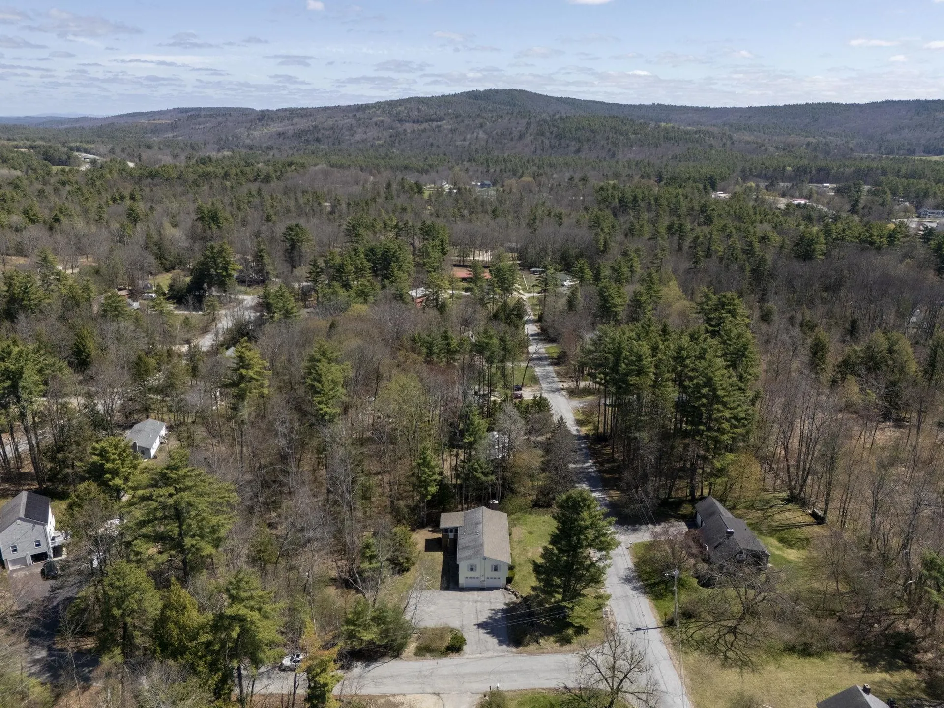 20 Blair Avenue Hillsborough NH 03244