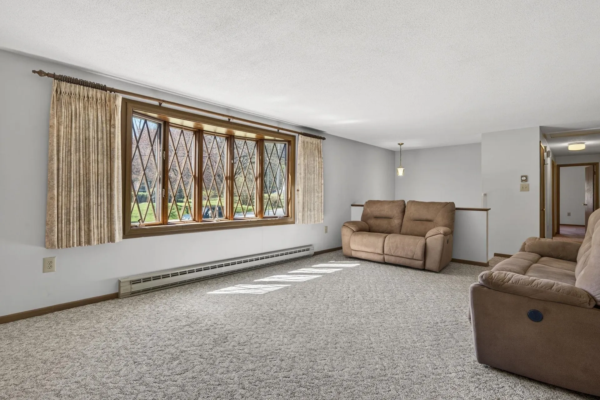 20 Blair Avenue Hillsborough NH 03244