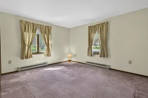 20 Blair Avenue Hillsborough NH 03244