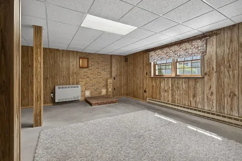 20 Blair Avenue Hillsborough NH 03244