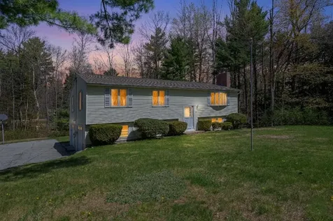 20 Blair Avenue Hillsborough NH 03244