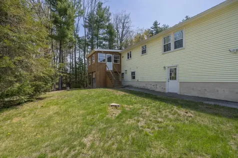 20 Blair Avenue Hillsborough NH 03244
