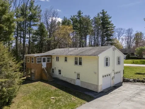 20 Blair Avenue Hillsborough NH 03244