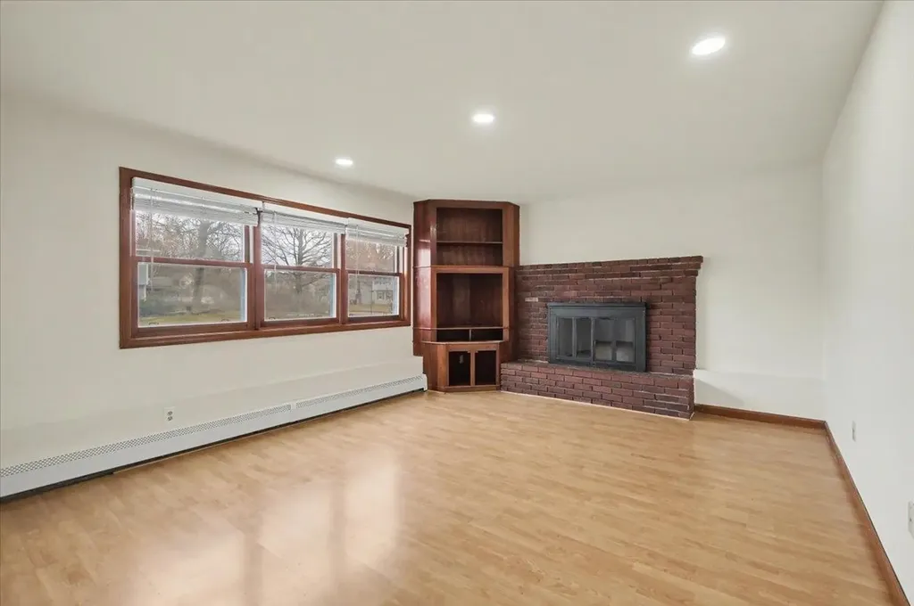 9 Hopkins Street South Burlington VT 05403