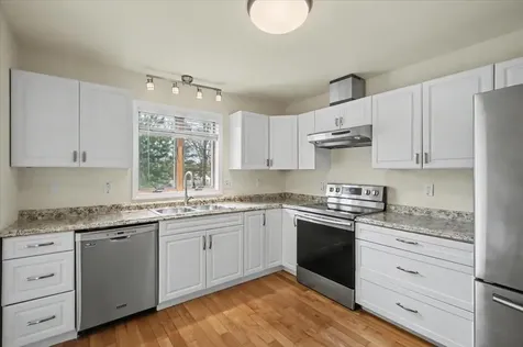 9 Hopkins Street South Burlington VT 05403