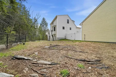 84 New Hampshire Drive Webster NH 03303