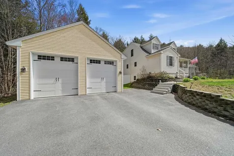 84 New Hampshire Drive Webster NH 03303