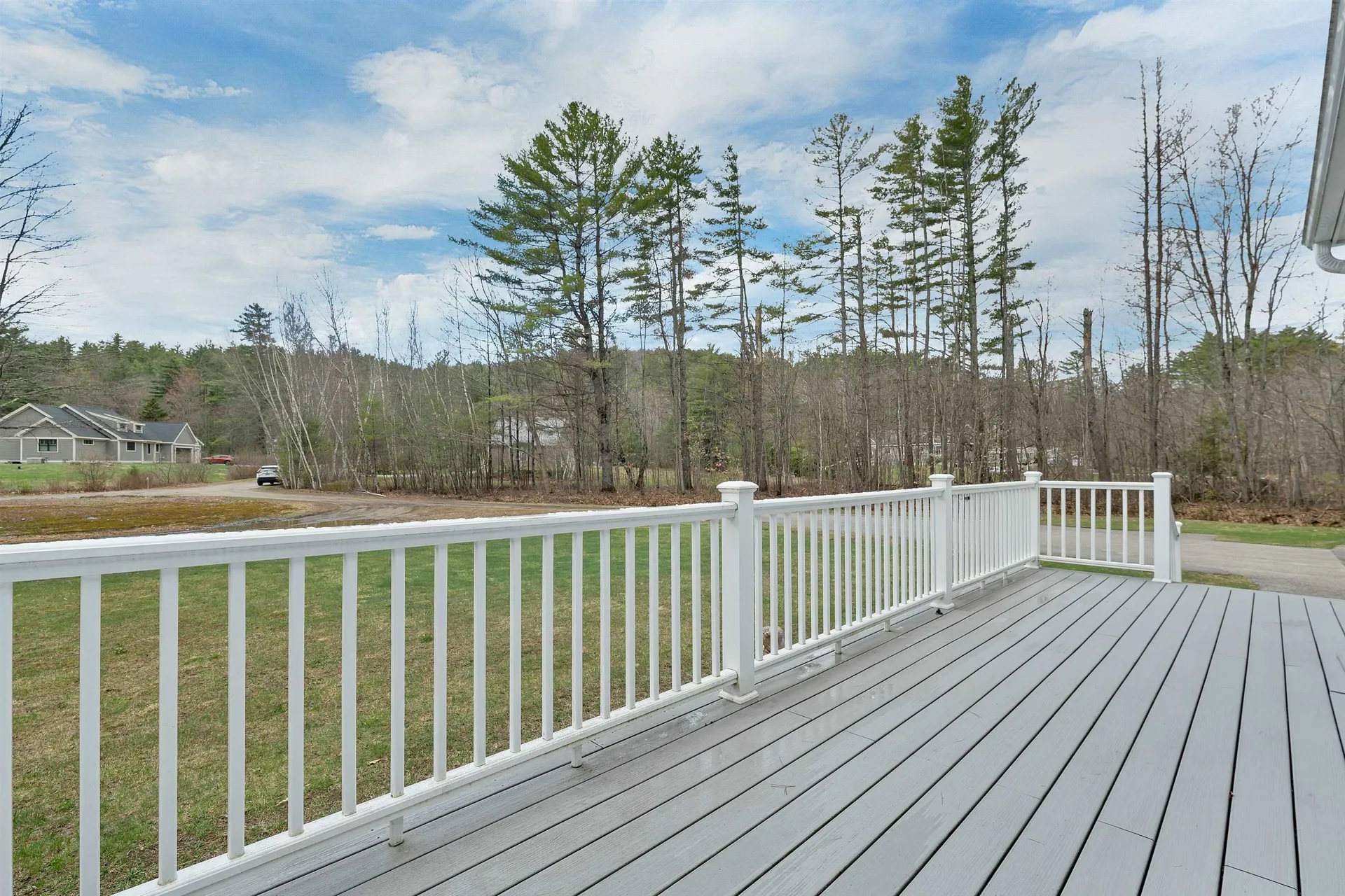22 Duckworth Road Hebron NH 03241