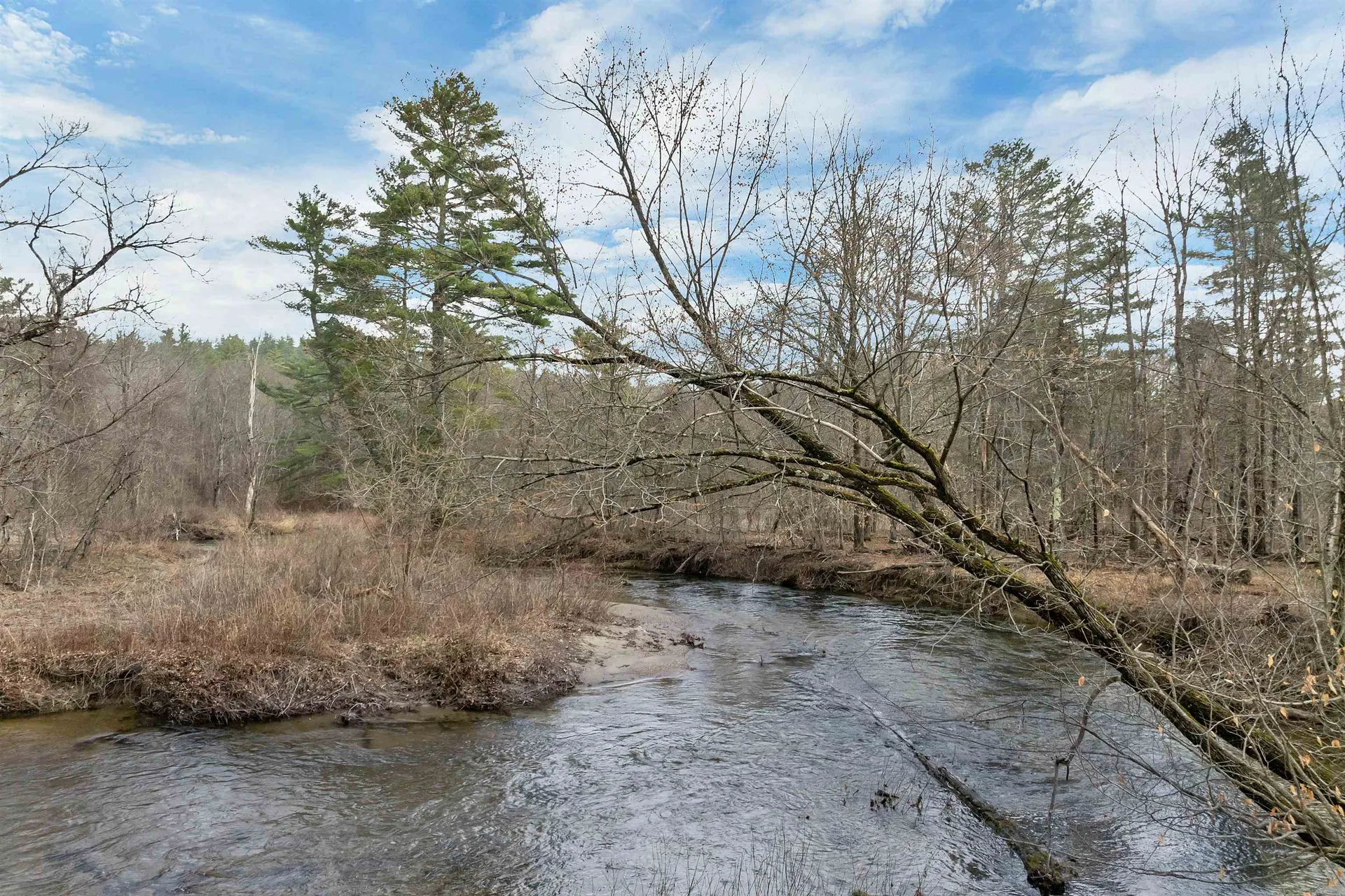 22 Duckworth Road Hebron NH 03241