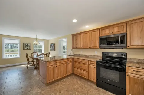 22 Duckworth Road Hebron NH 03241