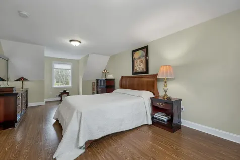 22 Duckworth Road Hebron NH 03241