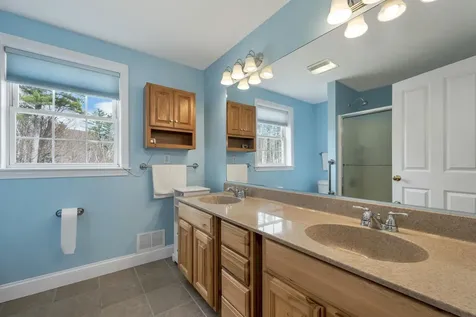 22 Duckworth Road Hebron NH 03241