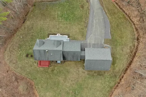 22 Duckworth Road Hebron NH 03241