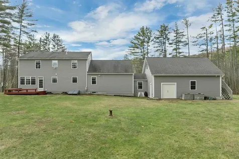 22 Duckworth Road Hebron NH 03241