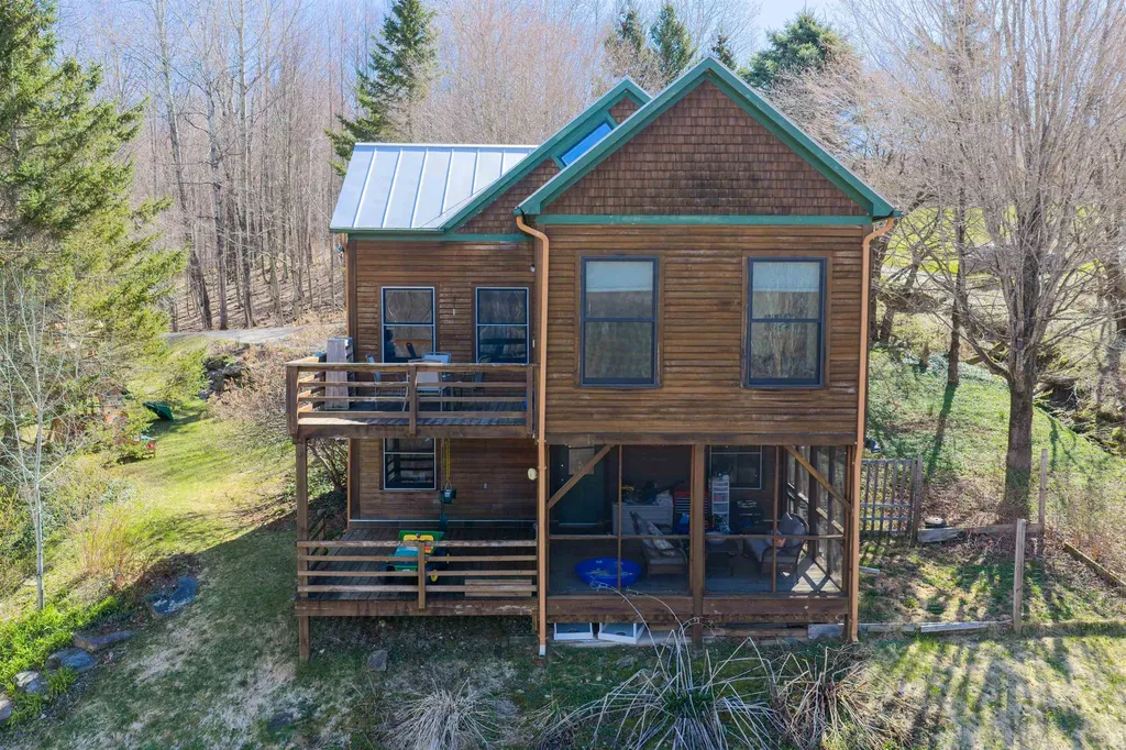 1470 Moody Road Huntington VT 05462