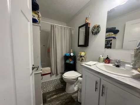 3 Chamberlain Court Deering NH 03244