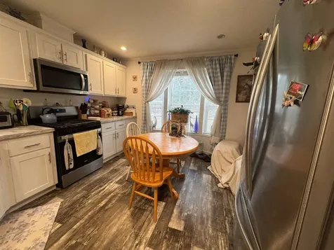 3 Chamberlain Court Deering NH 03244
