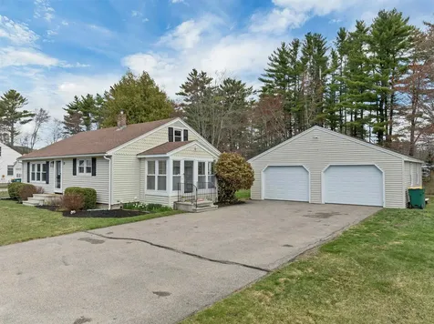 23 Cross Road Rochester NH 03868