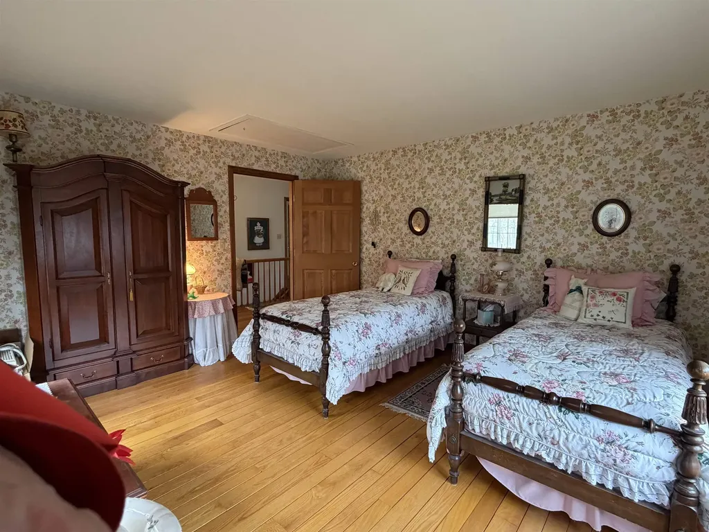 2391 Mcconnell Road Brandon VT 05733