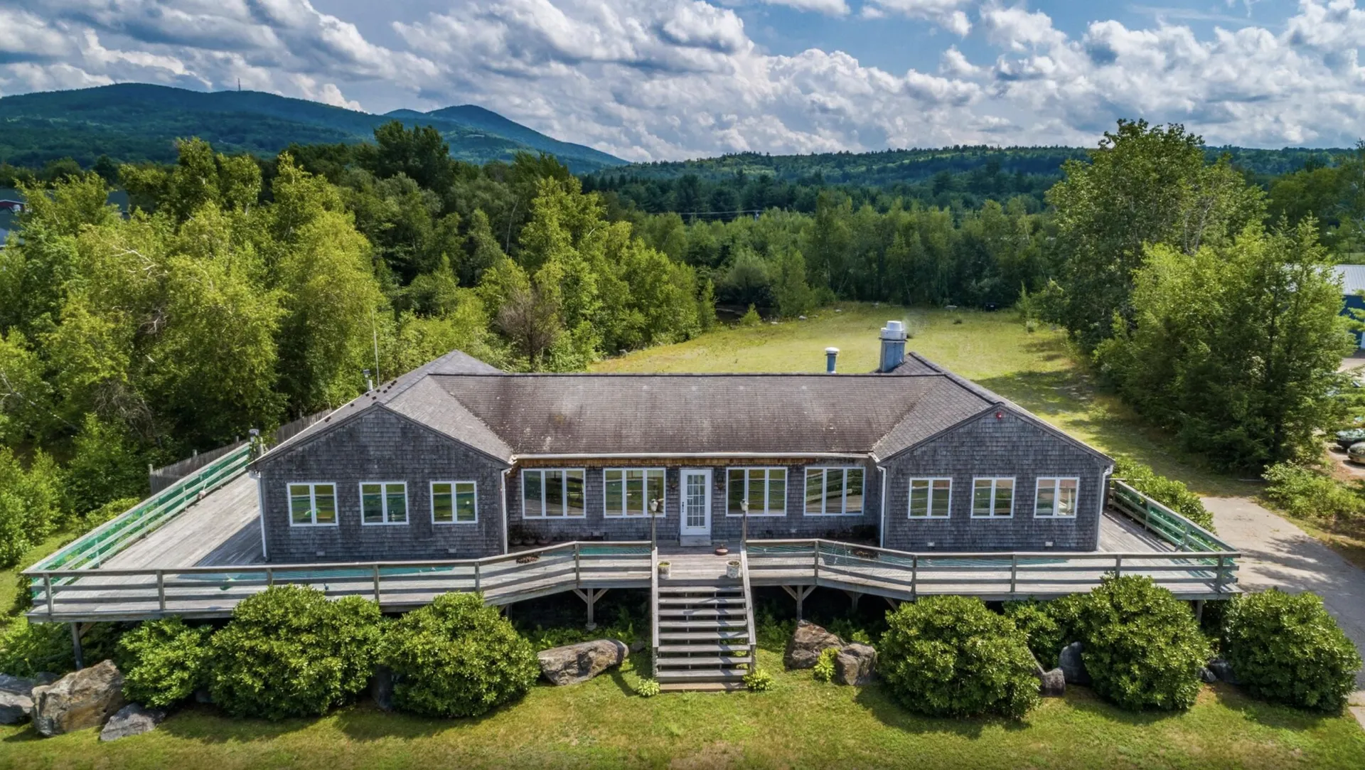 40 Weirs Road Gilford NH 03249