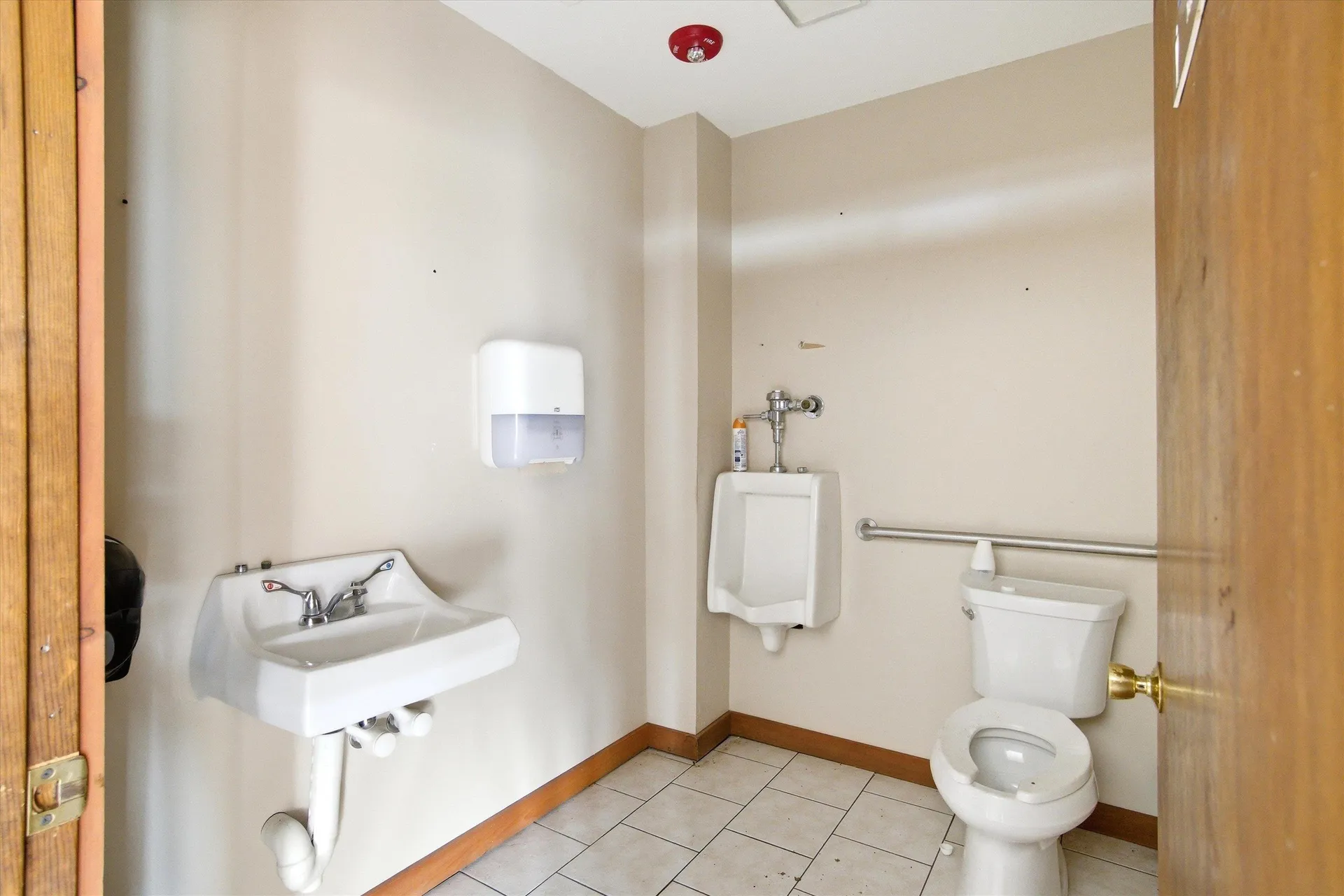 40 Weirs Road Gilford NH 03249