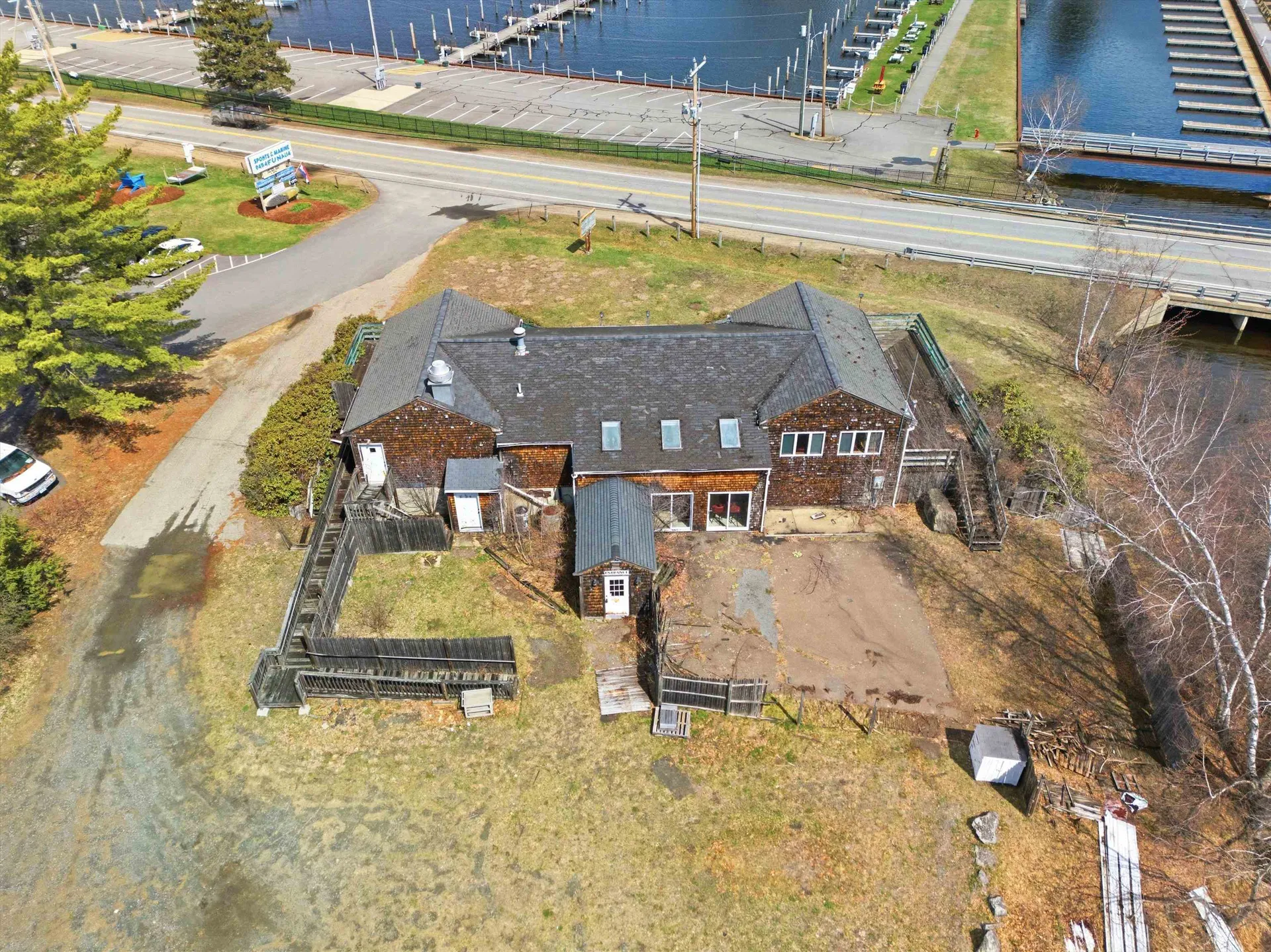 40 Weirs Road Gilford NH 03249