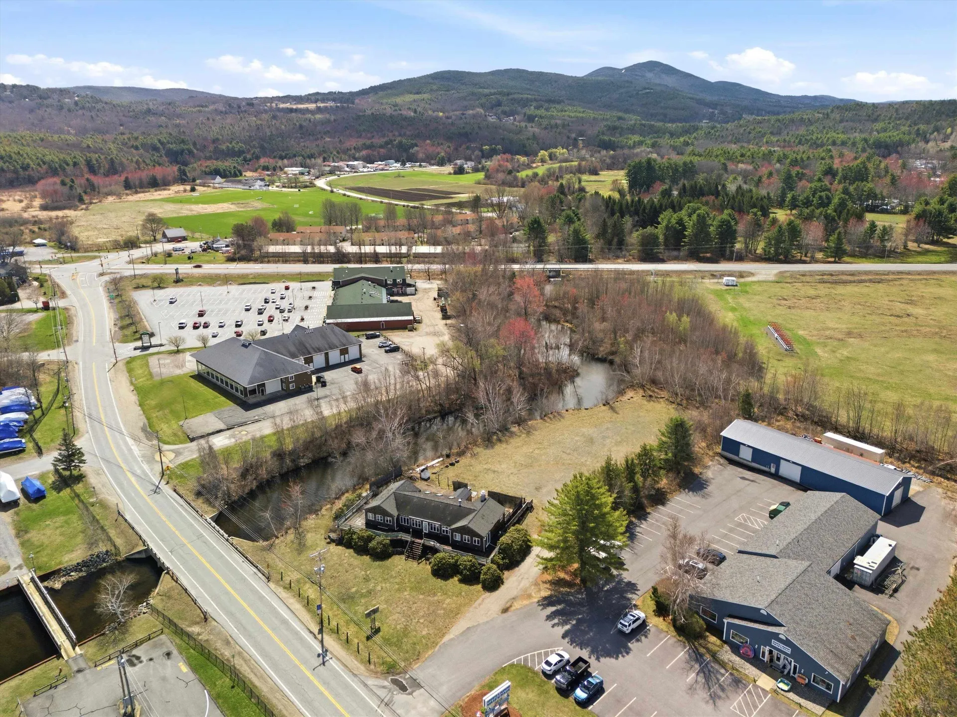 40 Weirs Road Gilford NH 03249