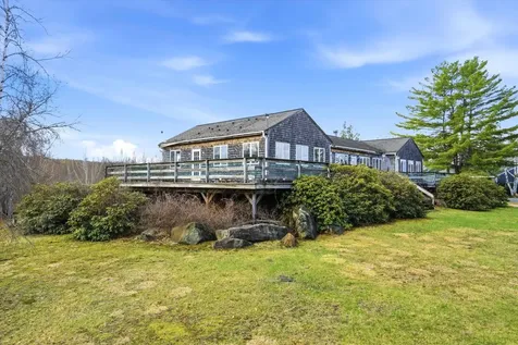 40 Weirs Road Gilford NH 03249