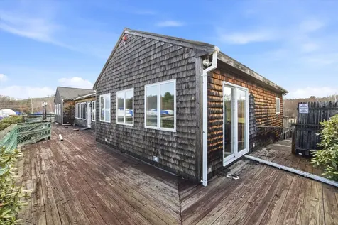 40 Weirs Road Gilford NH 03249