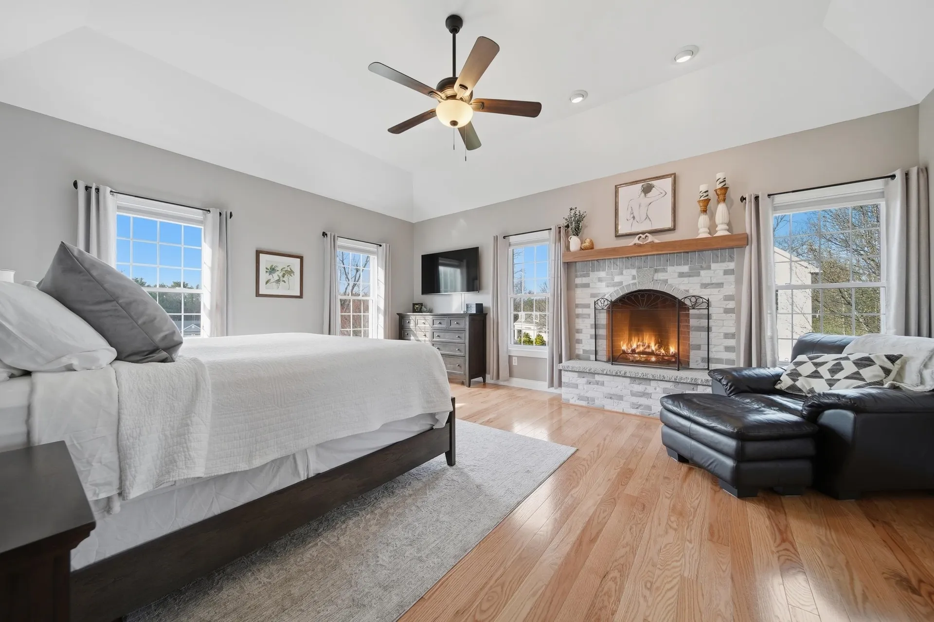 5 Zoe Lane Newton NH 03858