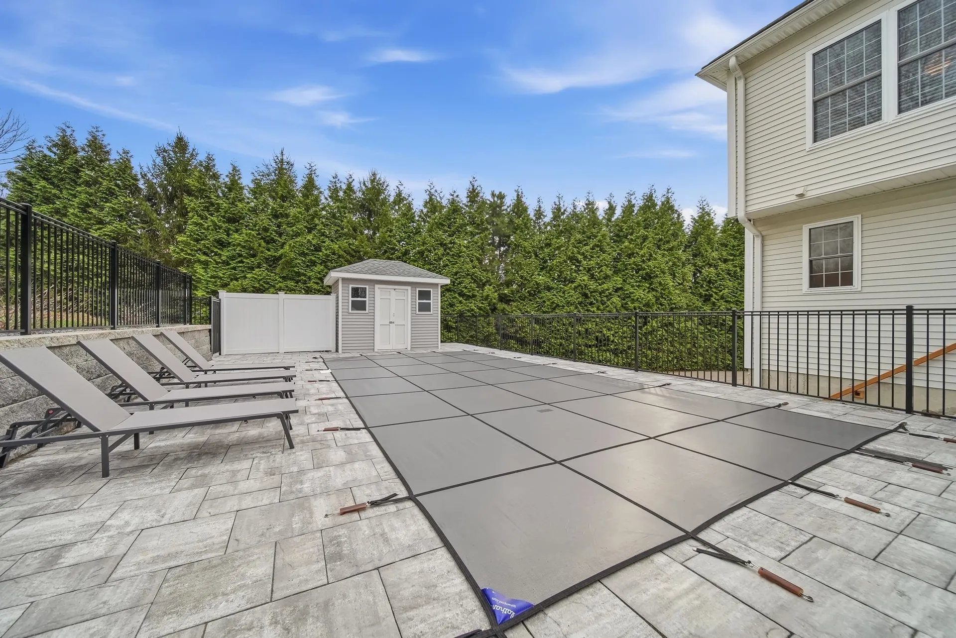 5 Zoe Lane Newton NH 03858