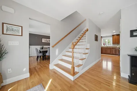 5 Zoe Lane Newton NH 03858