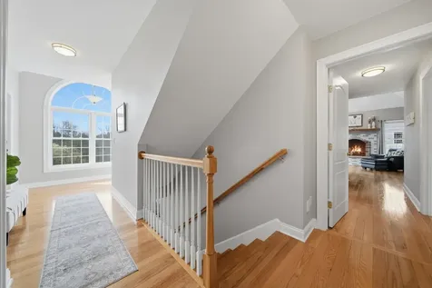 5 Zoe Lane Newton NH 03858