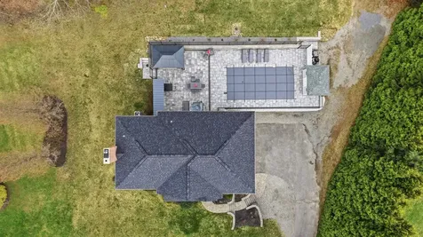 5 Zoe Lane Newton NH 03858