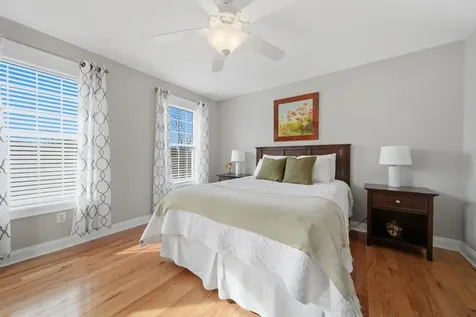 5 Zoe Lane Newton NH 03858