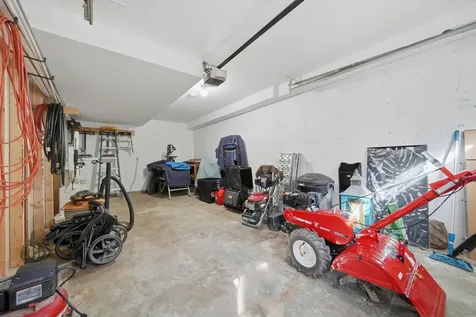 5 Zoe Lane Newton NH 03858