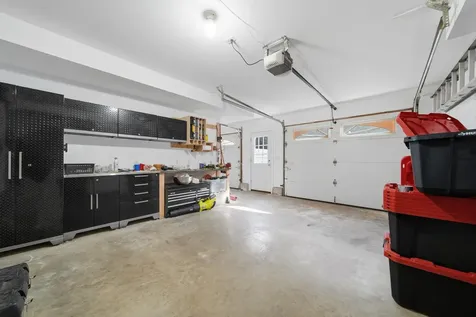 5 Zoe Lane Newton NH 03858