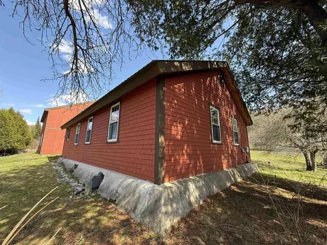 495 Lawrence Road Waterford VT 05819