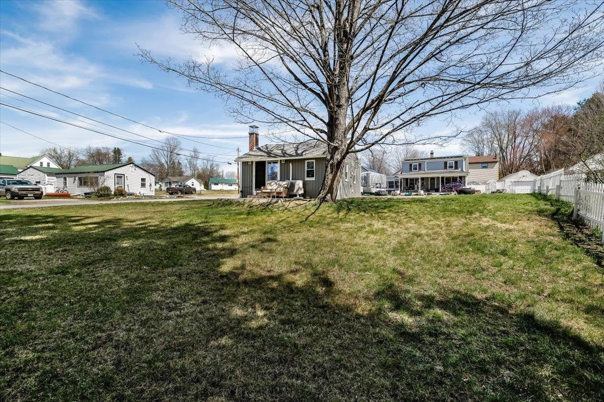 9 Hillcrest Avenue Pembroke NH 03275