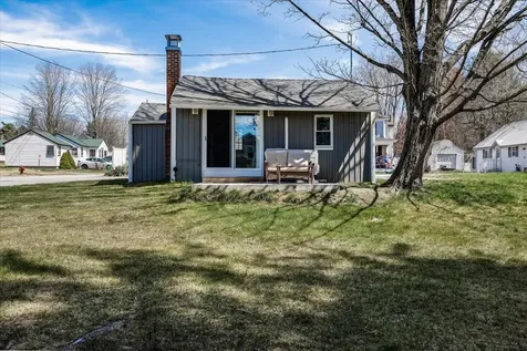 9 Hillcrest Avenue Pembroke NH 03275
