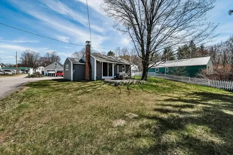9 Hillcrest Avenue Pembroke NH 03275