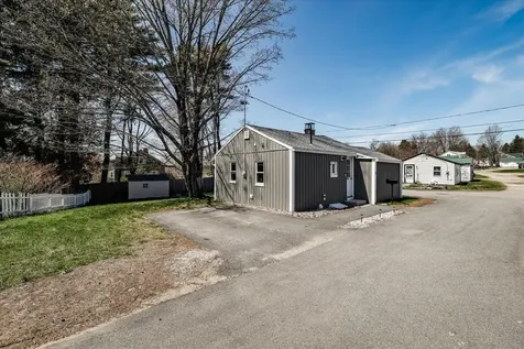 9 Hillcrest Avenue Pembroke NH 03275