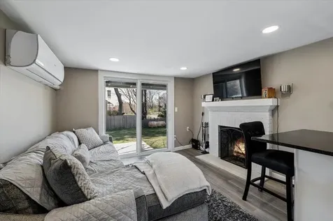 9 Hillcrest Avenue Pembroke NH 03275