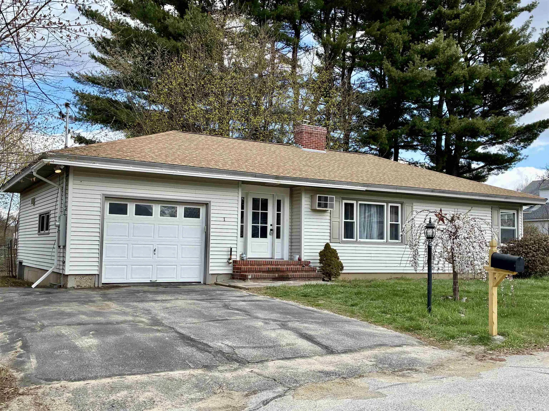 1 Sunset Avenue Allenstown NH 03275