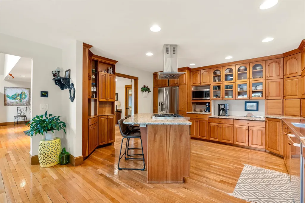 1 Elm Road Hanover NH 03750