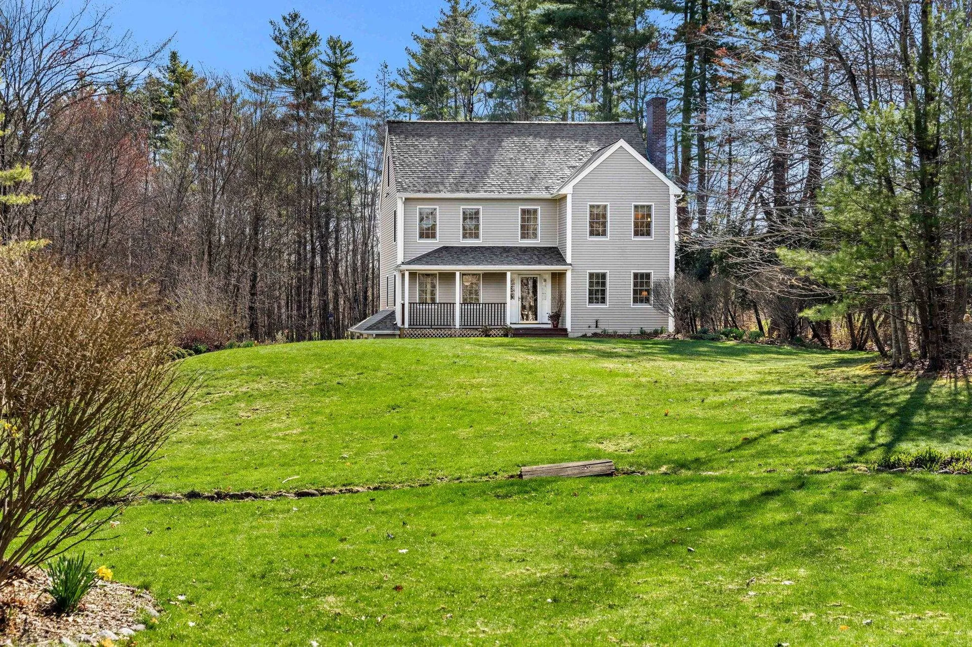 Brentwood NH, 7 Lindon Drive
