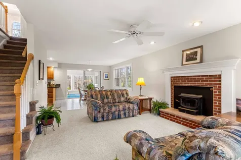 7 Lindon Drive Brentwood NH 03833