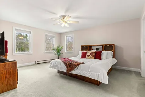 7 Lindon Drive Brentwood NH 03833
