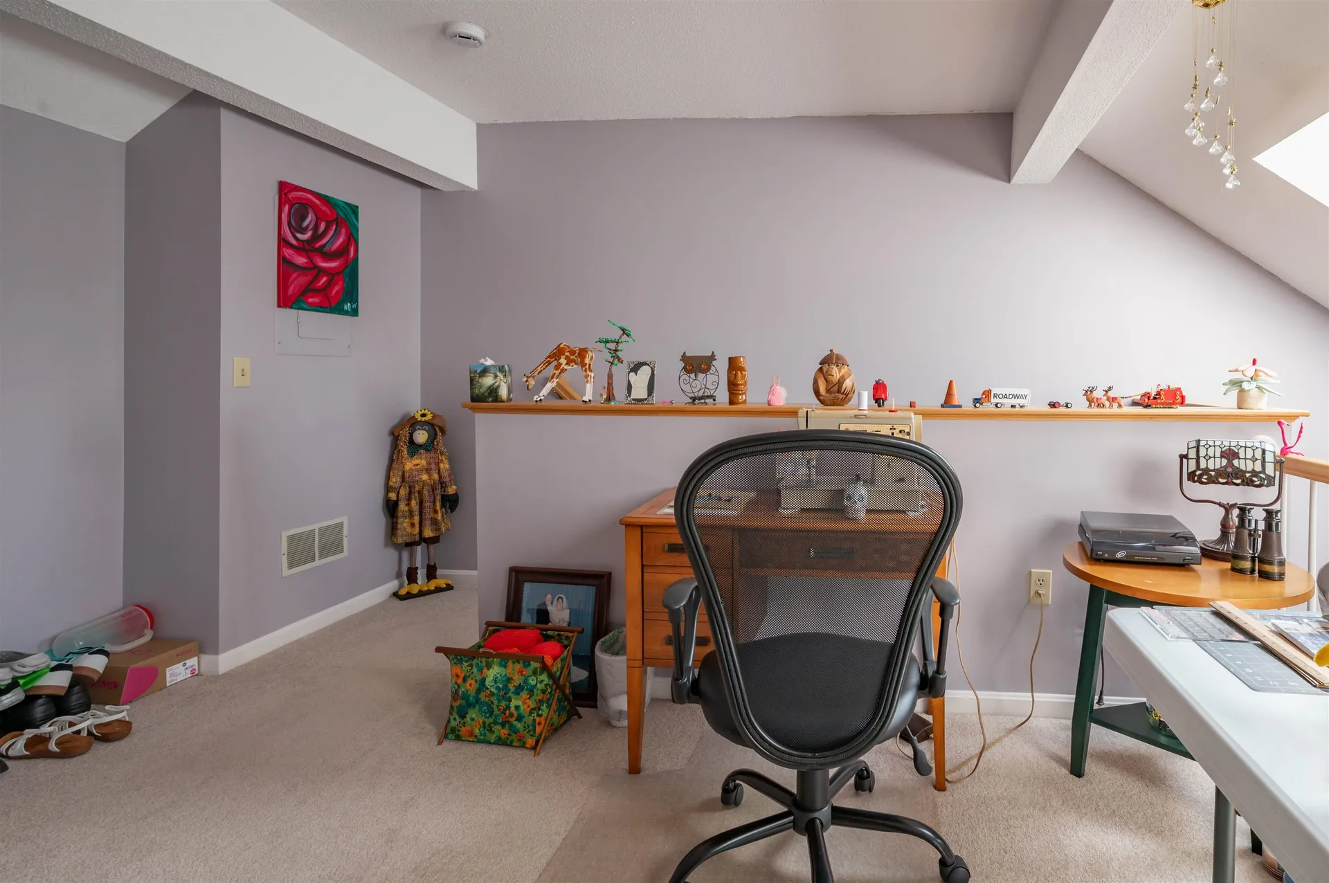 8 Bartemus Trail Nashua NH 03063