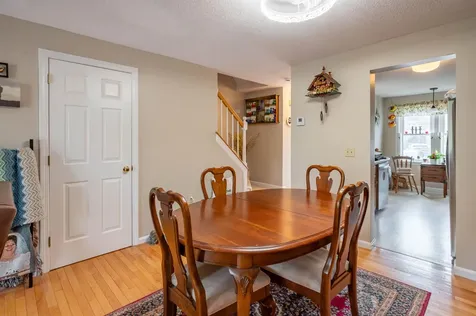 8 Bartemus Trail Nashua NH 03063